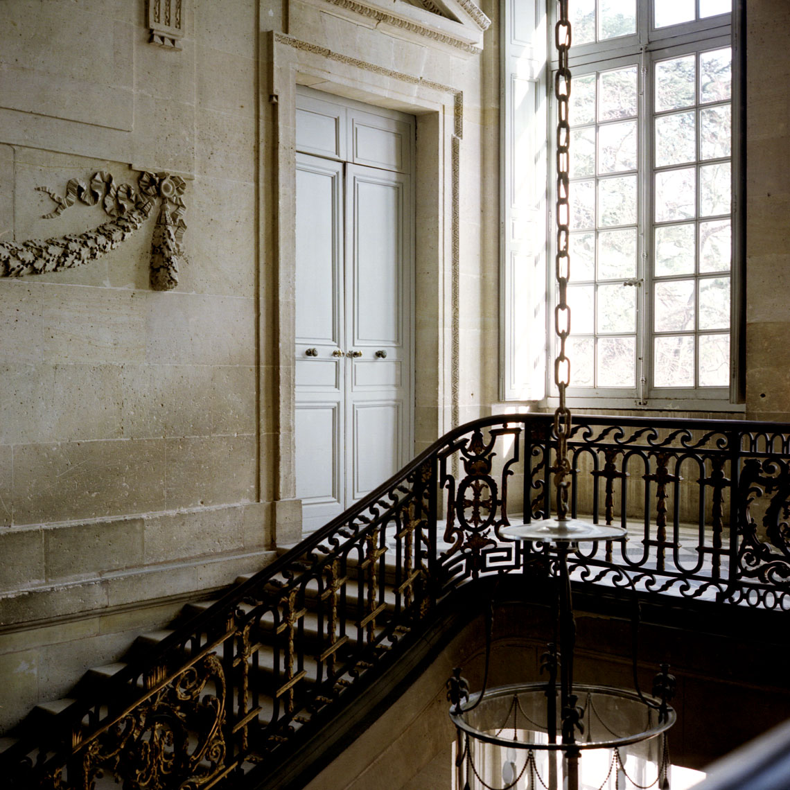 Petit-Trianon-stairwell