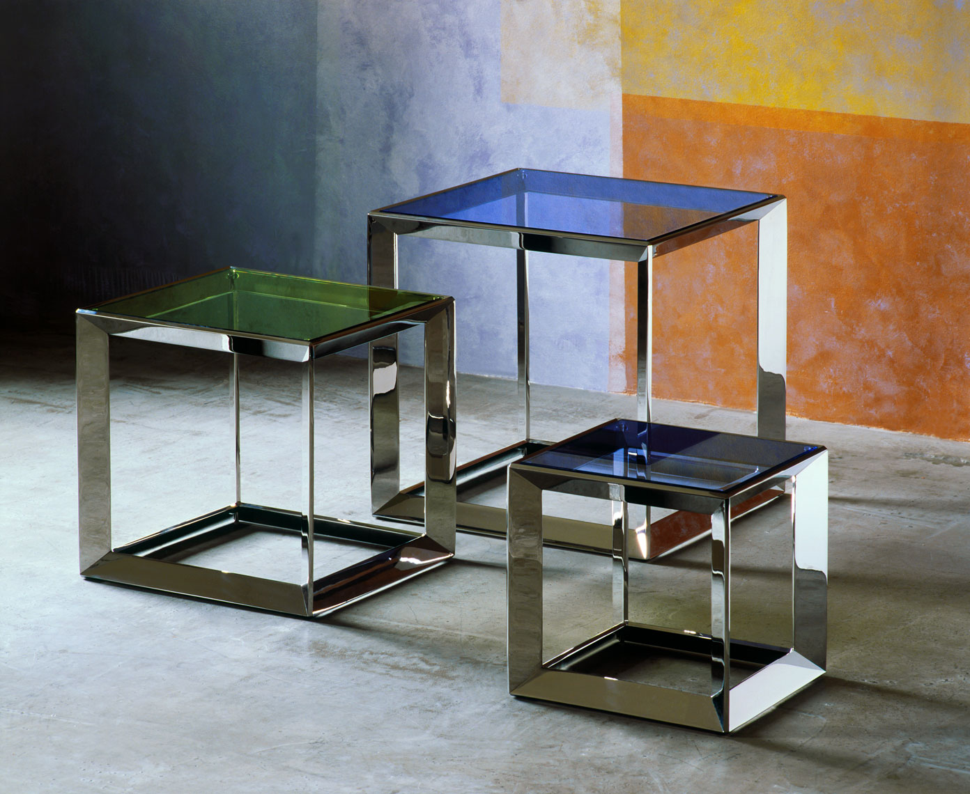 Rockwell-Nesting-tables-A